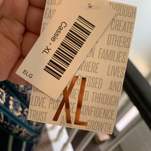 NWT ELEGANT COLLECTION CASSIE SKIRT XL - Picture 3 of 3